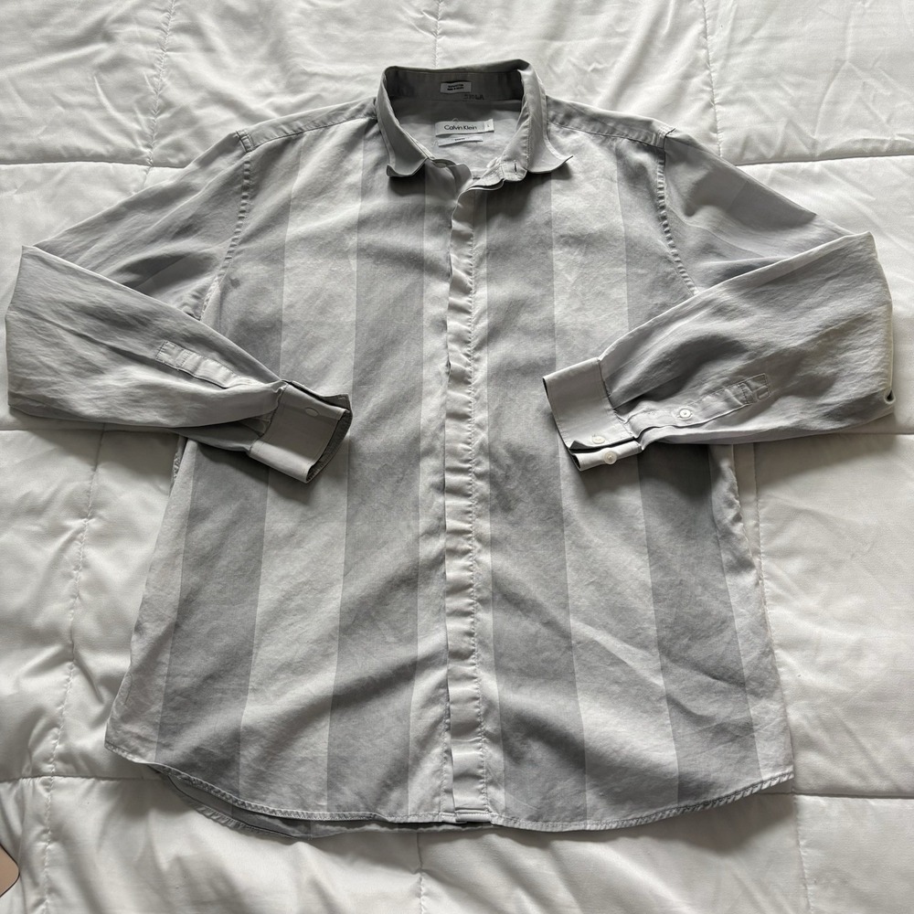 Calvin Klein Mens Large‎ Button Down Shirt Gray Striped 100% Cotton Quiet Luxury